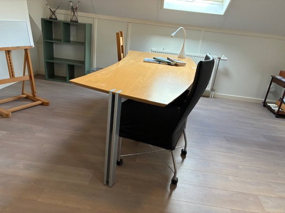 Image 1 of Table à cendres Desigh Harvink