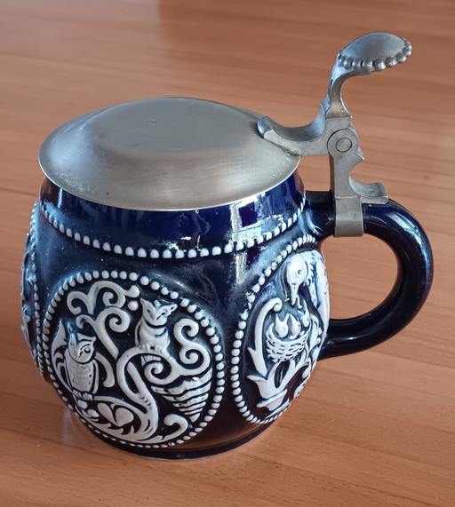 Spherical Relief Beer Stein - Blue-Gray With Pewter Lid (0.5 L)