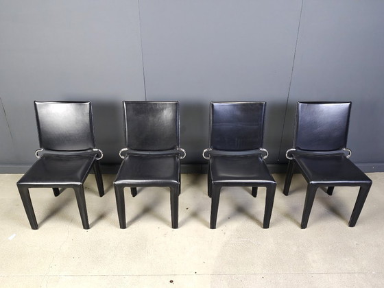 Image 1 of Zwart leren eetkamerstoelen van Arper italy, jaren 1980 - set van 4