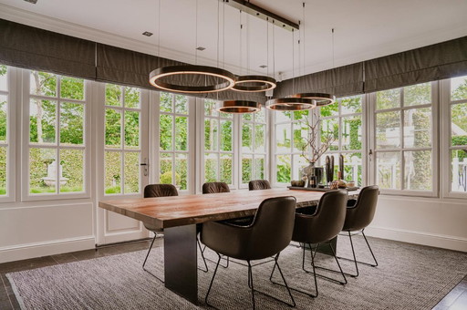 Freifrau Leya brazo alto en combinación cuero gris topo tela terciopelo 6 piezas disponibles