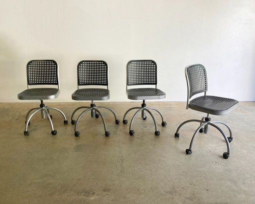 4x De Padova design chairs with wheels by Vico Magistretti