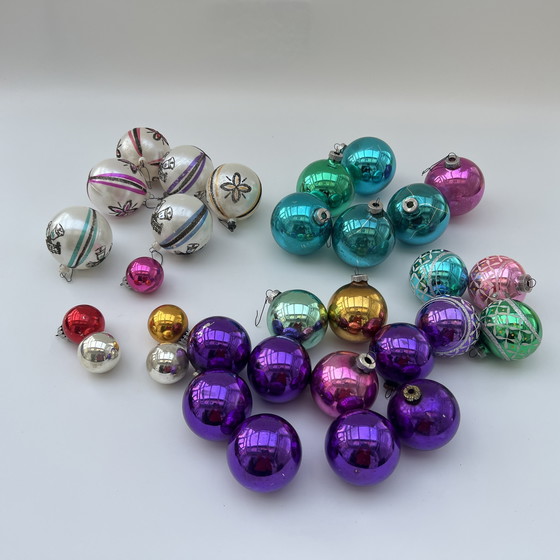 Image 1 of Collectie vintage glazen kerstboomversieringen – jaren 1950-1970