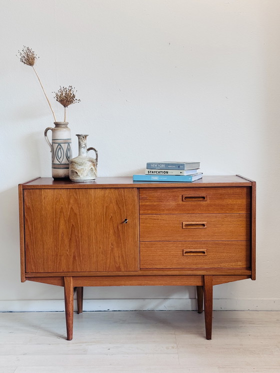 Image 1 of Buffet vintage en teck des années 1960, Fristho