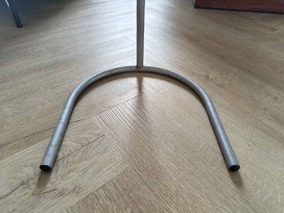 Image 1 of 1 table d'appoint Ikea