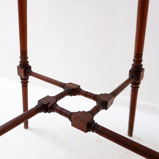 Image 1 of Mesa auxiliar antigua de madera - estilo Art Nouveau