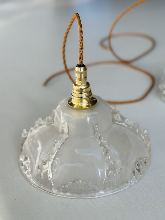 Image 1 of Ezan France Art Deco Hanglamp – Opaline Glas – Jaren 30 / Ezan France Art Deco Pendant – Opaline Glass – 1930s