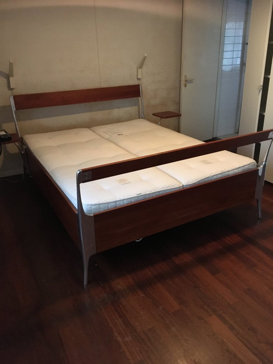 Image 1 of Letto in alluminio color ciliegio di Piet Hein Eek