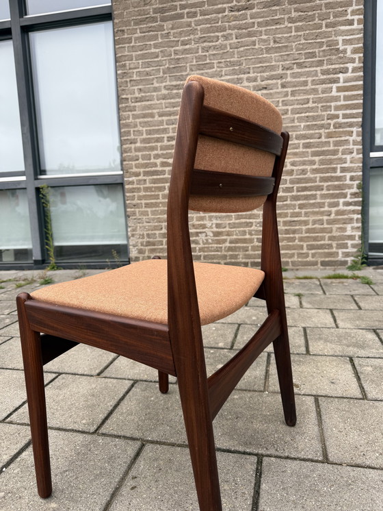 Image 1 of Ensemble de 5 chaises de salle à manger vintage restaurées Hans Olsen '60