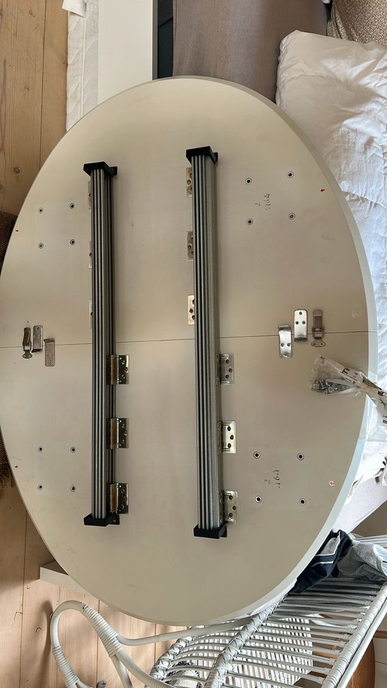 Image 1 of Tavolo da pranzo Kave OQUI, ovale allungabile