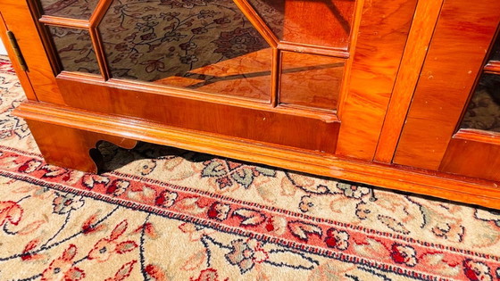 Image 1 of Bücherregal im englischen Stil des 19. Jahrhunderts