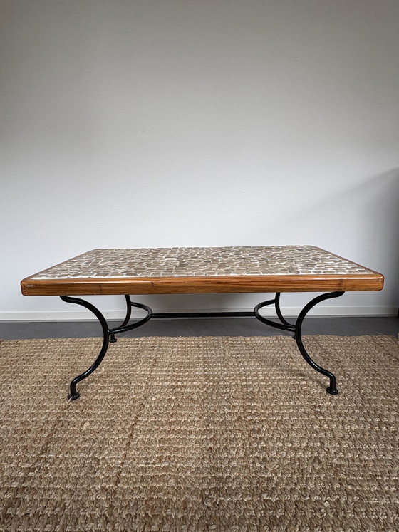 Image 1 of Table basse vintage en hêtre, pierre naturelle et fonte, style Japandi, l114 cm