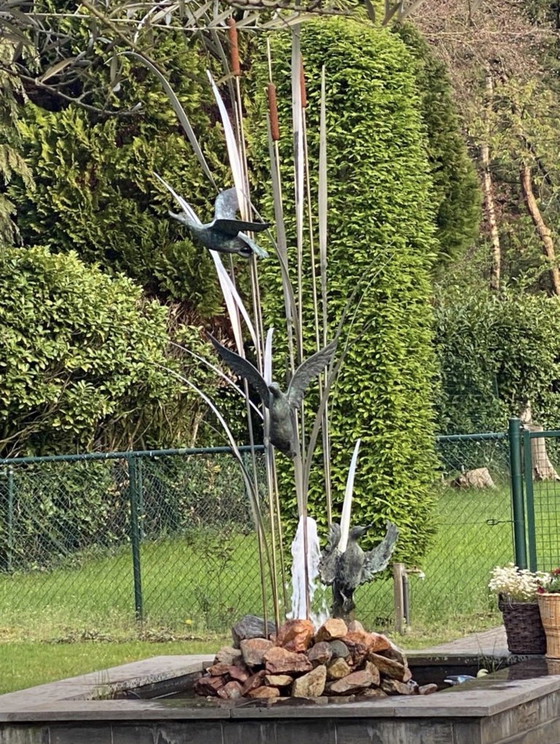 Image 1 of Unique Bronze Garden Sculpture "Birds in the Reeds" – Wim Kömhoff