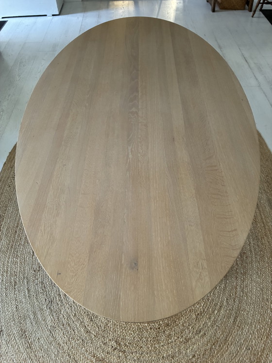 Image 1 of Seuren Zwaan dining table, Elips oak, 110x210