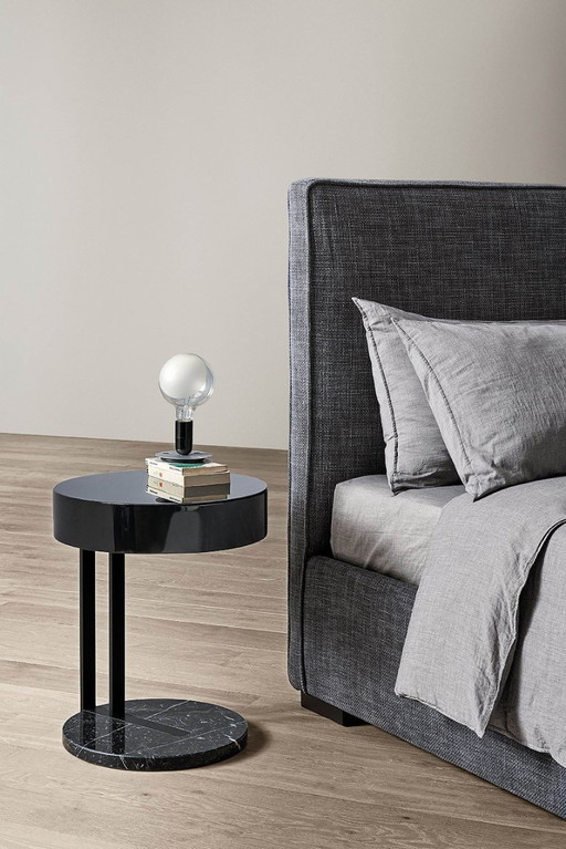 Andrea Parisio Chevet avec tiroir Ralf  Édition meridiani 