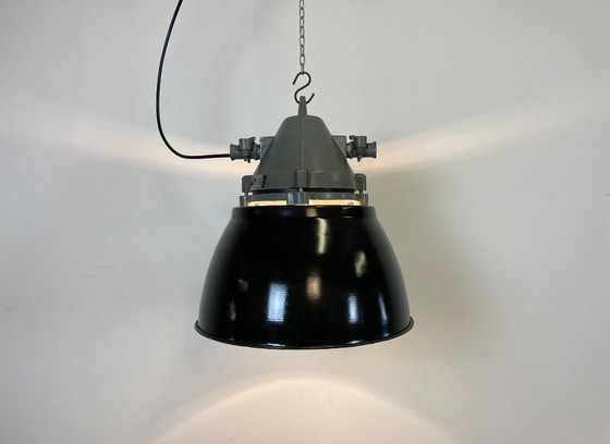 Image 1 of Lampe antidéflagrante gris foncé avec abat-jour émaillé noir, années 1970
