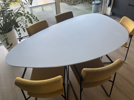 Image 1 of Castelijn Circlips Dining Table