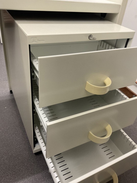 Image 1 of Escritorio Grahis de Tecno - Osvaldo Borsani, años 70