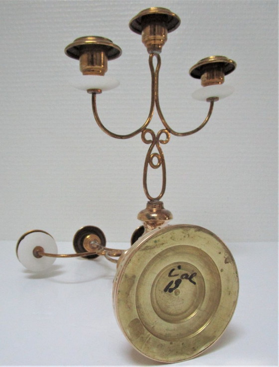 Image 1 of paar driearmige messing stenen kandelaars vroeg 20e eeuw