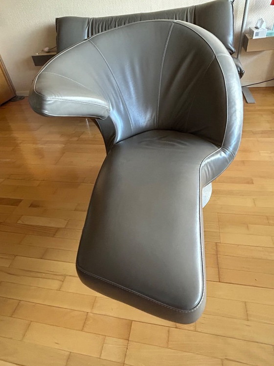 Image 1 of Leolux Parabolica