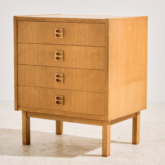 Image 1 of MK11628 Eiken dressoir met vier lades