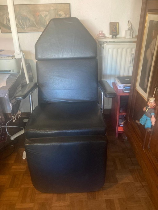 VINTAGE Verzorgingsstoel / Nursing Chair