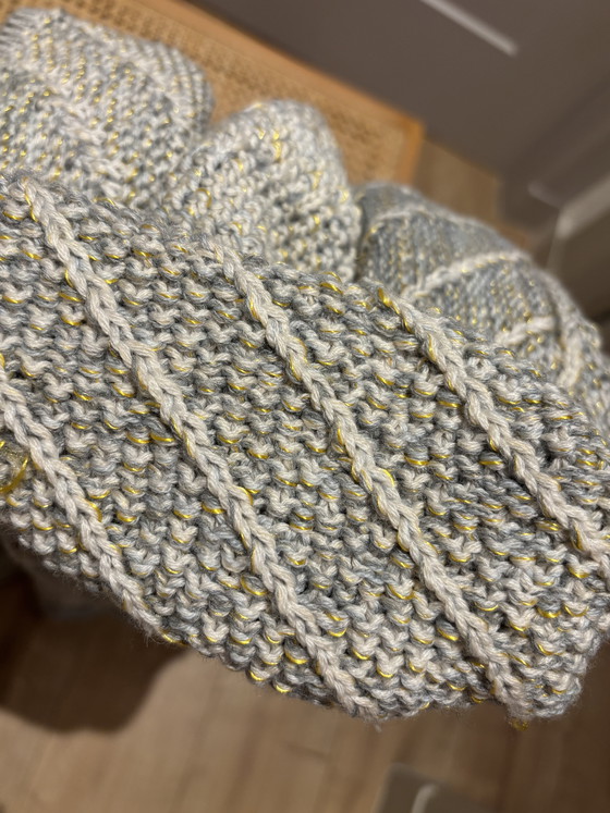 Image 1 of Coperta Jongeriuslab | Simone Post per Textielmuseum, grigio/bianco