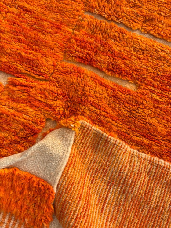 Tapis orange à motif géométrique, Laine (photo 10 sur 12)