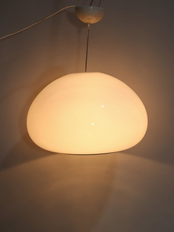 Image 1 of Lampada a sospensione nera e bianca Castiglioni Flos Italia anni '60