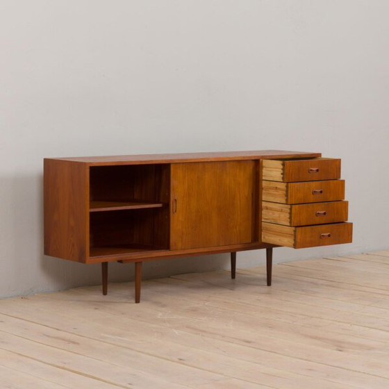 Image 1 of Klassiek Deens laag dressoir in teak, jaren 1960