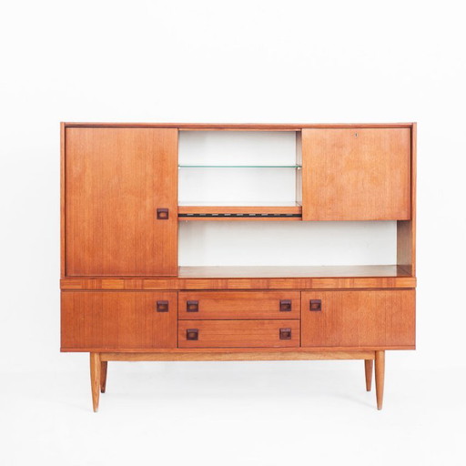 Vintage dressoir in Scandinavische stijl. Teakhout. Frankrijk, jaren 60. – high boards, Wood