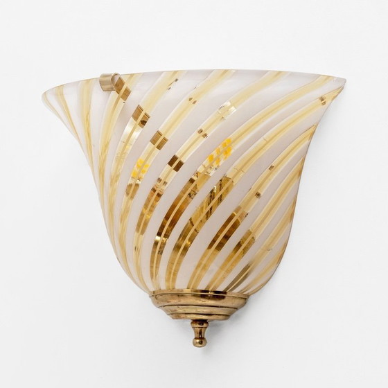 Image 1 of Een paar wandlampen van Muranoglas en messing, in de stijl van Barovier & Toso, jaren 60.