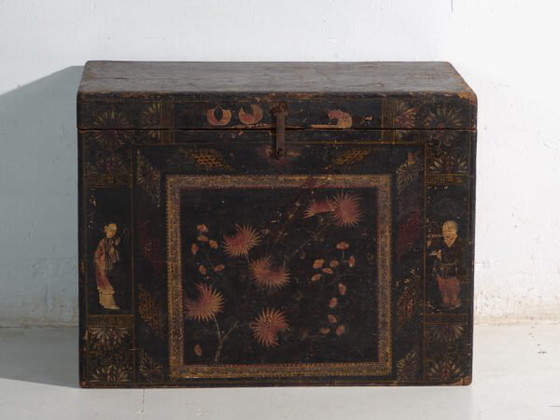 Malle ancienne peinte en bois de pin – Chine, vers 1900 – Armoires de rangement, Iron (photo 27 of 40)