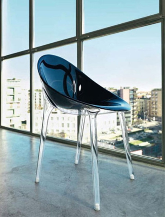 Image 1 of Kartell stoelen mr impossible