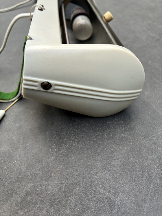 Vintage Compact Picture Light – Wall lights, Metal, Plastic (photo 9 of 13)