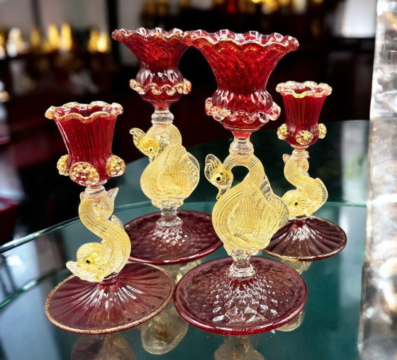 Image 1 of Murano - "Künstlerische Muranoglas-Kerzenhalter - Goldener Fisch und Rubinbecher (4er Set)