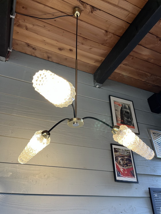 Image 1 of Vintage mid century kroonluchter met 3 kristalglazen lampen 