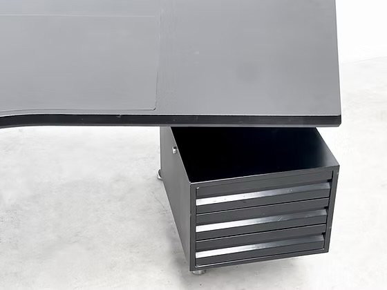 Image 1 of Tecno T96 boomerang bureau door Osvaldo Borsani vintage design