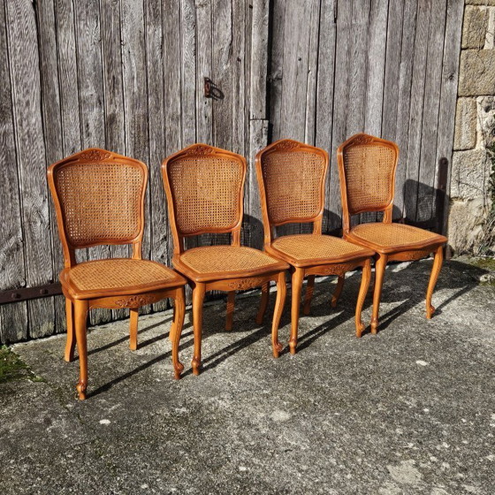 Image 1 of 4 chaises de salle à manger vintage françaises en rotin - chaises de style cottage - style Louis XV - années 80