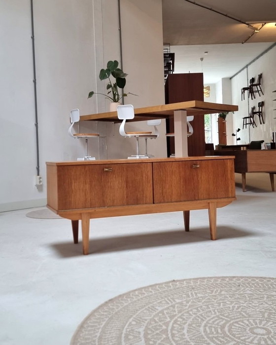 Image 1 of Sideboard aus der Mitte des Jahrhunderts