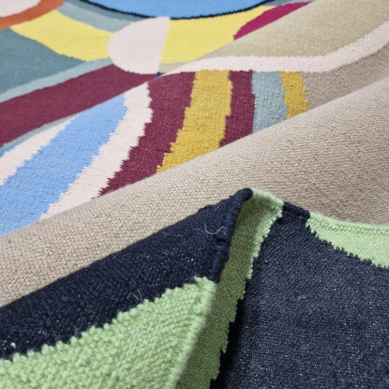 Sonia Delaunay Rythme (1938) Handgewebter Wandteppich | Moderner Kunstteppich (118 × 98 Zoll) (photo 7 of 8)