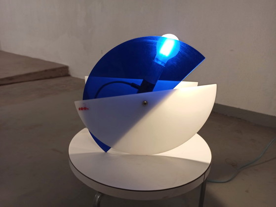 Image 1 of Rood Licht Memphis Milano style geometric table lamp 