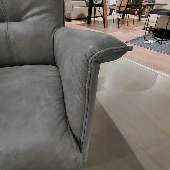 Image 1 of Poltrona Henders & Hazel Carola