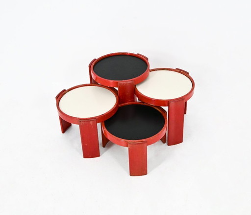 Set van 4 tafels, model 780, ontworpen door Gianfranco Frattini voor Cassina, jaren 60.