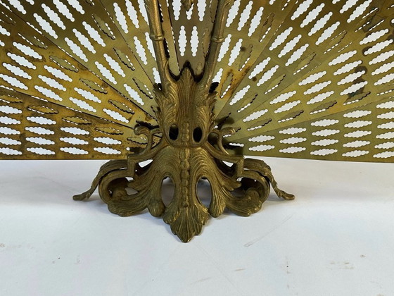 Paravent de cheminée vintage en laiton français en forme de paon, début à milieu du XXe siècle – Objets déco (photo 7 of 11)