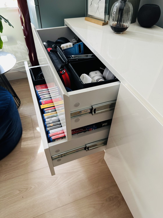 Image 1 of Zuiver High on Wood kast