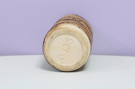 Image 1 of Vase tubulaire brun d'Allemagne de l'Ouest