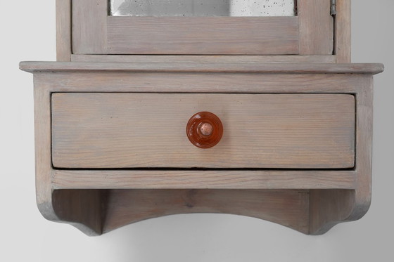 Image 1 of Gabinete de afeitado o botiquín Art Decó francés en madera con espejo, años 20