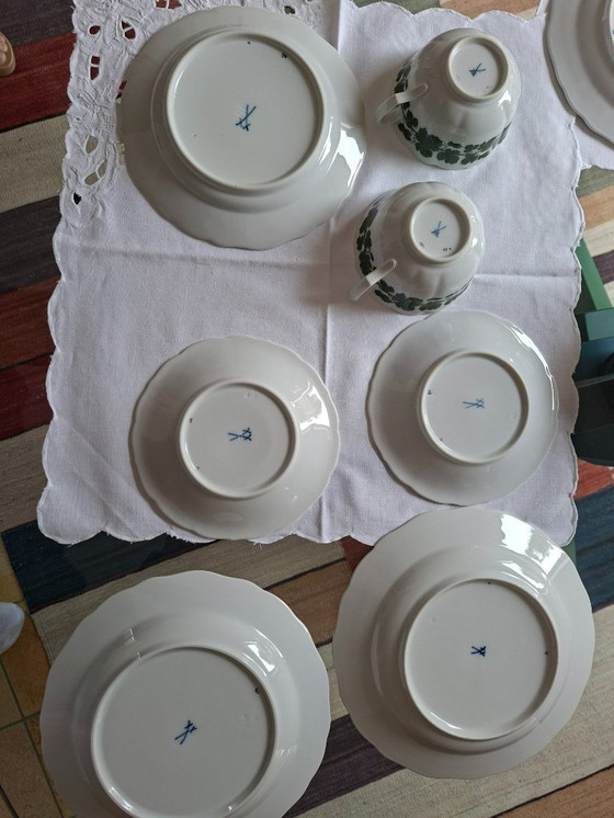 Image 1 of Meissen Porseleinen Wijnbladdecoratie, 13 stuks