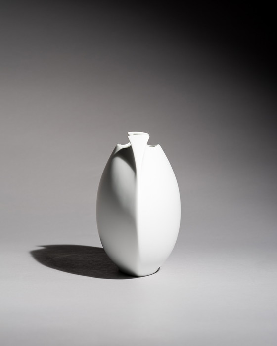 Image 1 of Lino Sabattini TASCA Vase ROSENTHAL Bisque Porcelain Postmodern Minimalism 20x27
