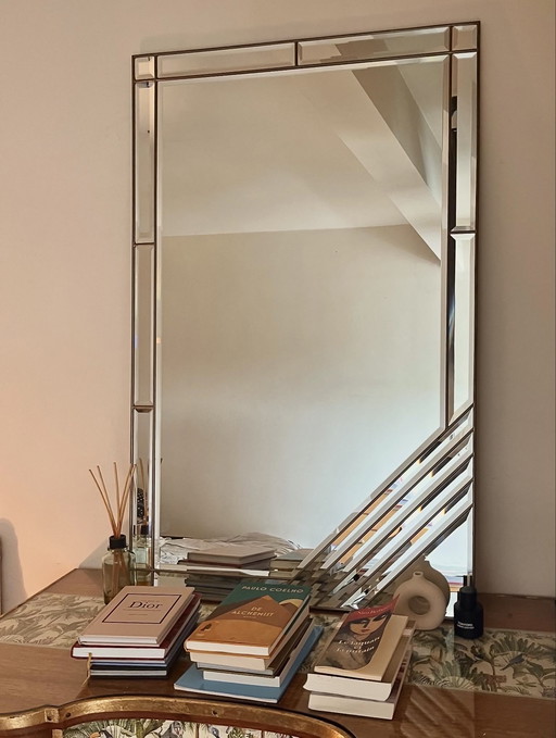 Luxury faceted mirror